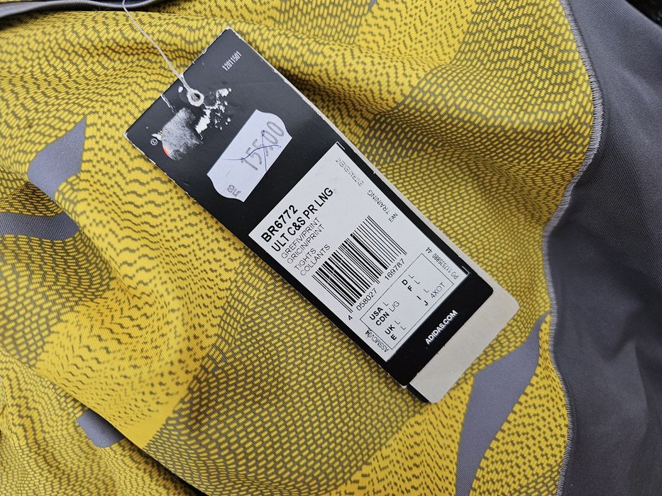 Adidas оригинален дамски клин Л размер нов