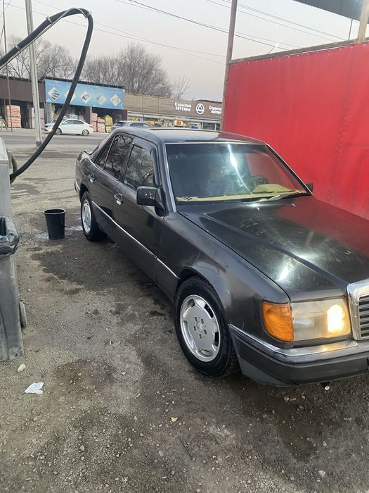 Мерседес бенз 124