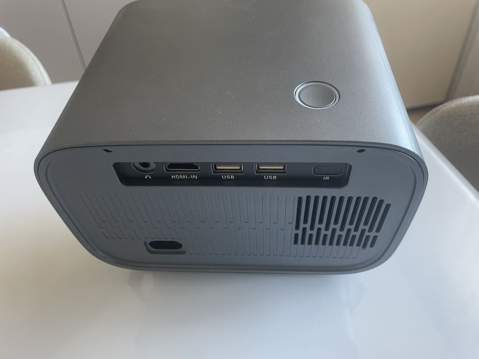 Смарт проектор продам