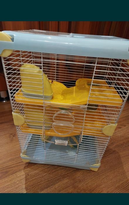 Продам клетку для хомяков