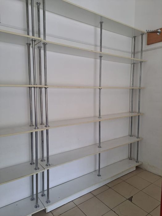 Полки для обуви.