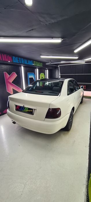AUDI A4 S-Line 1.6 101к.с