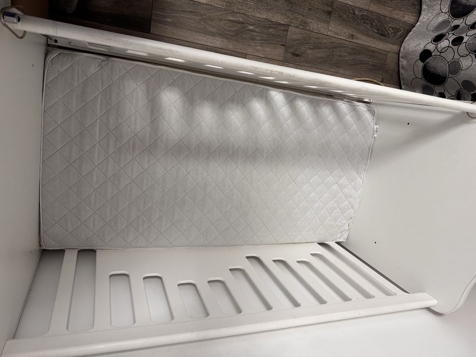 Vând  Pătuț  bebe culisant