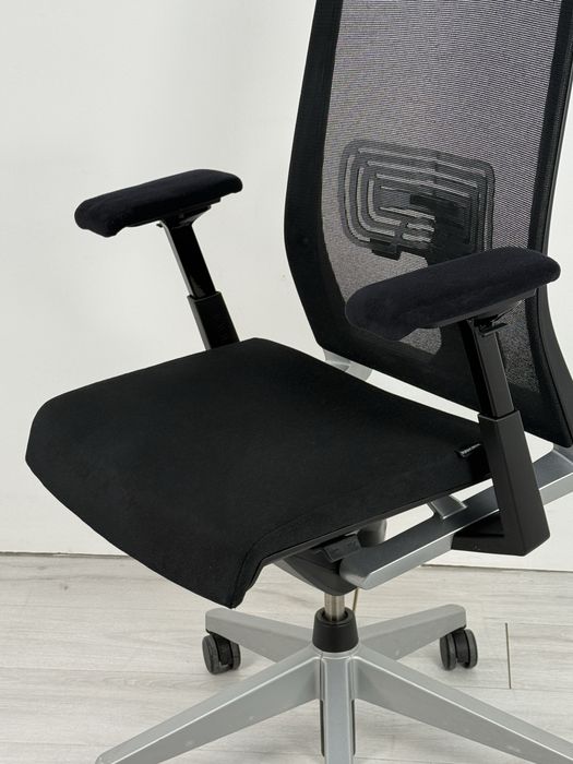 Ергономичен офис стол Hawortn Very CHAIR обзавеждане