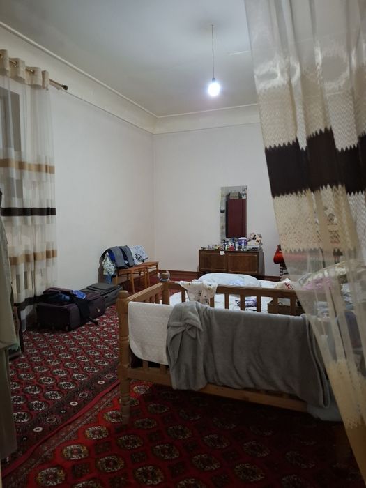 4 xonali uchastka barcha mebel va texnikalari bilan sotiladi!