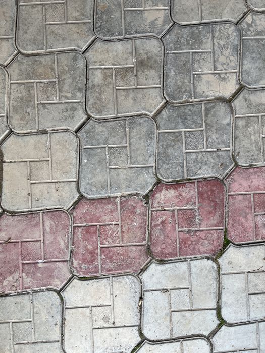 Отдам даром брусчатку