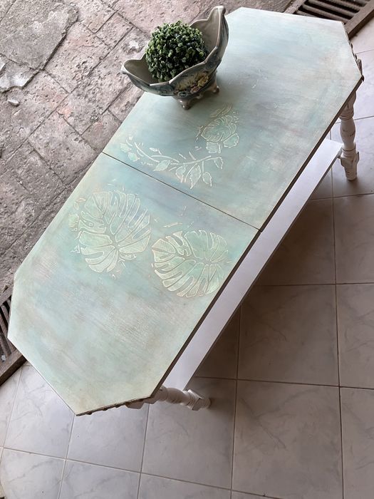 Винтидж холна маса