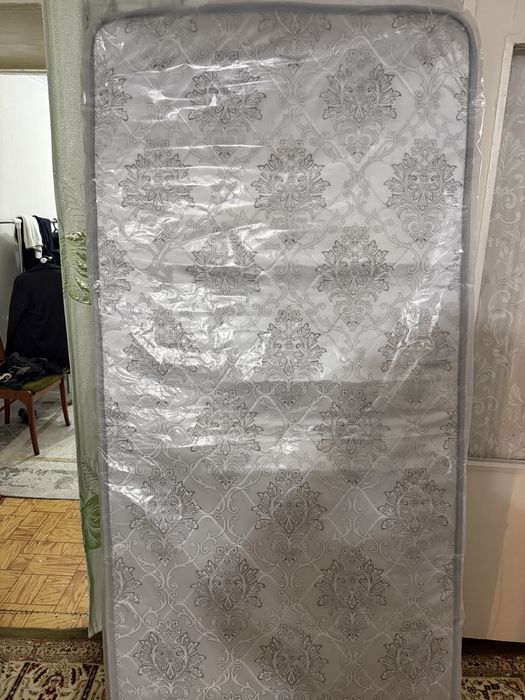 Матрас новый продам