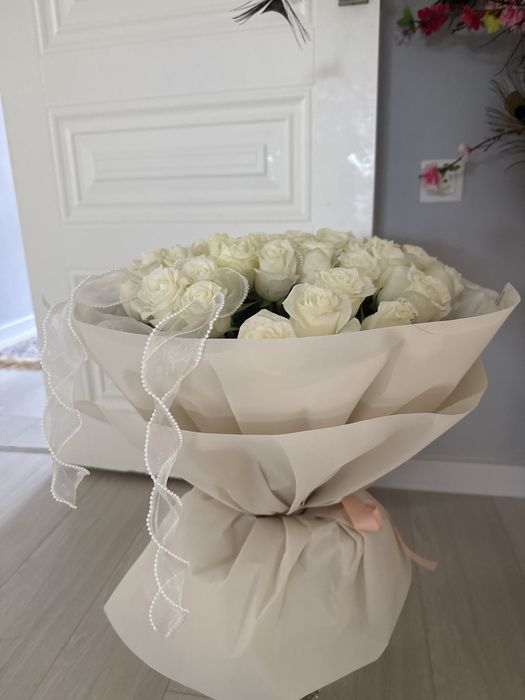 Букет Ақ роза гол