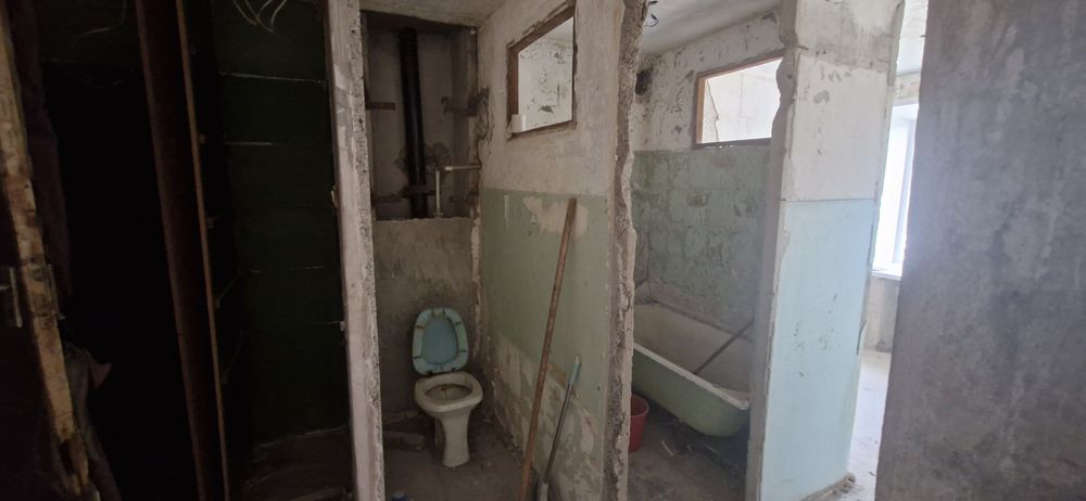 2х комнатная, Корчагина 136