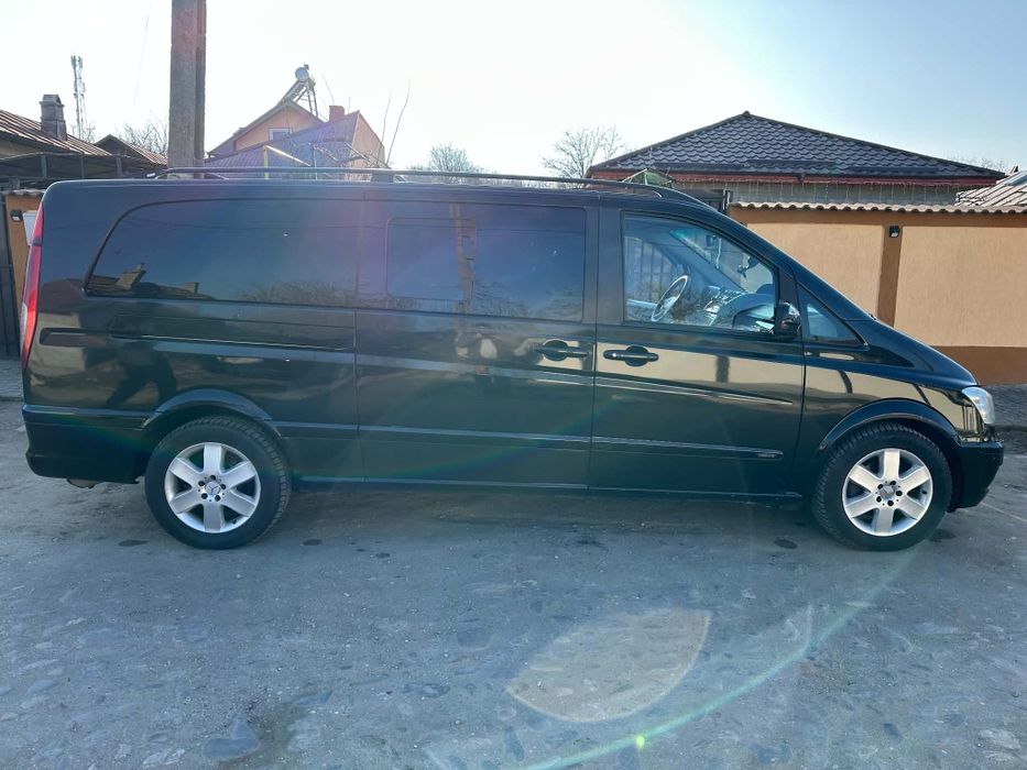 Vând Mercedes vito