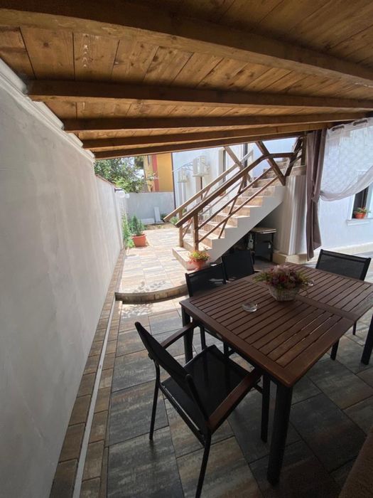 Inchiriez apartament