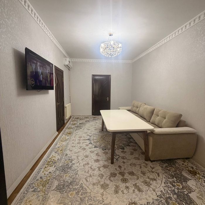 Ижара Миробод тумани массив куйлик  1 / 3 хона 50 кув м  3/3/4