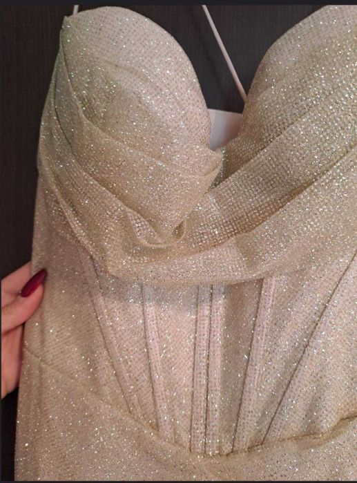 Бална абитуриентска рокля - САЩ