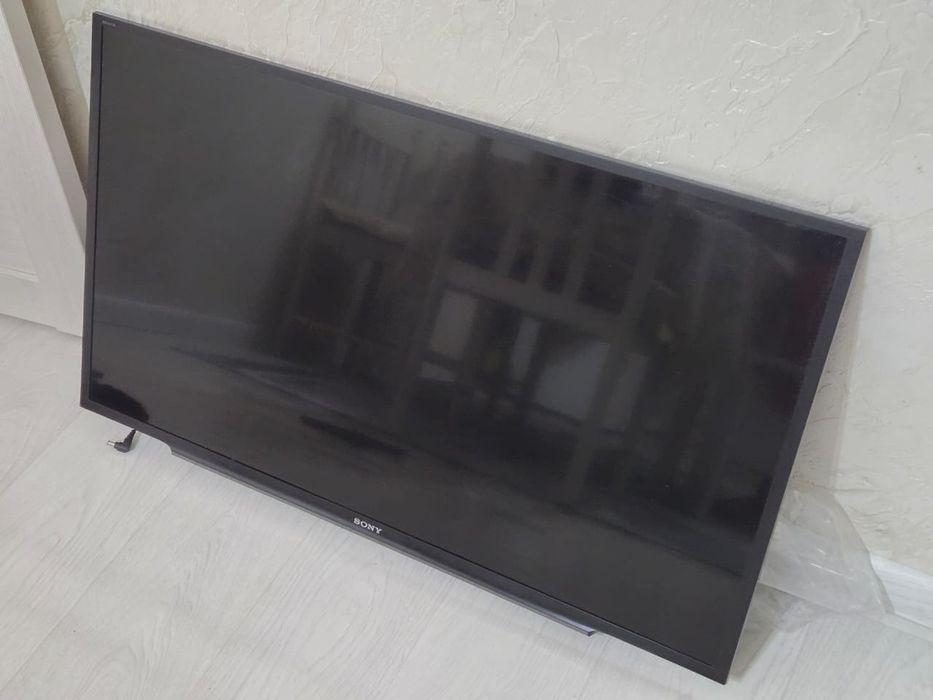 Телевизор SONY Bravia 102см