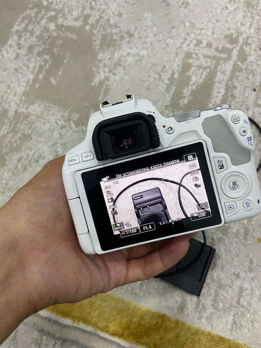 Canon EOS 250D все отлично