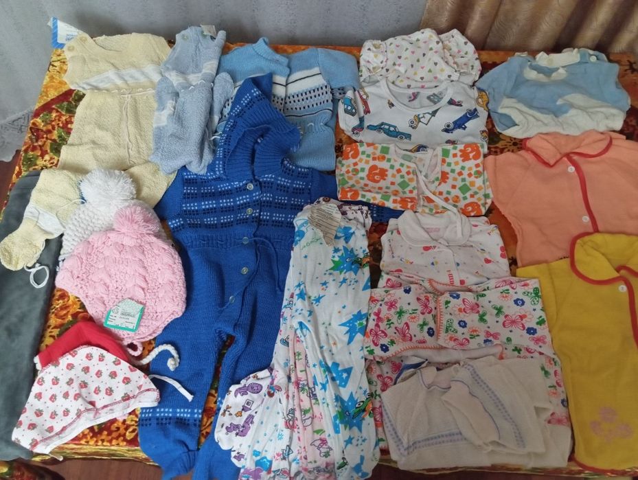 Продам детские вещи Б/у на мальчика.