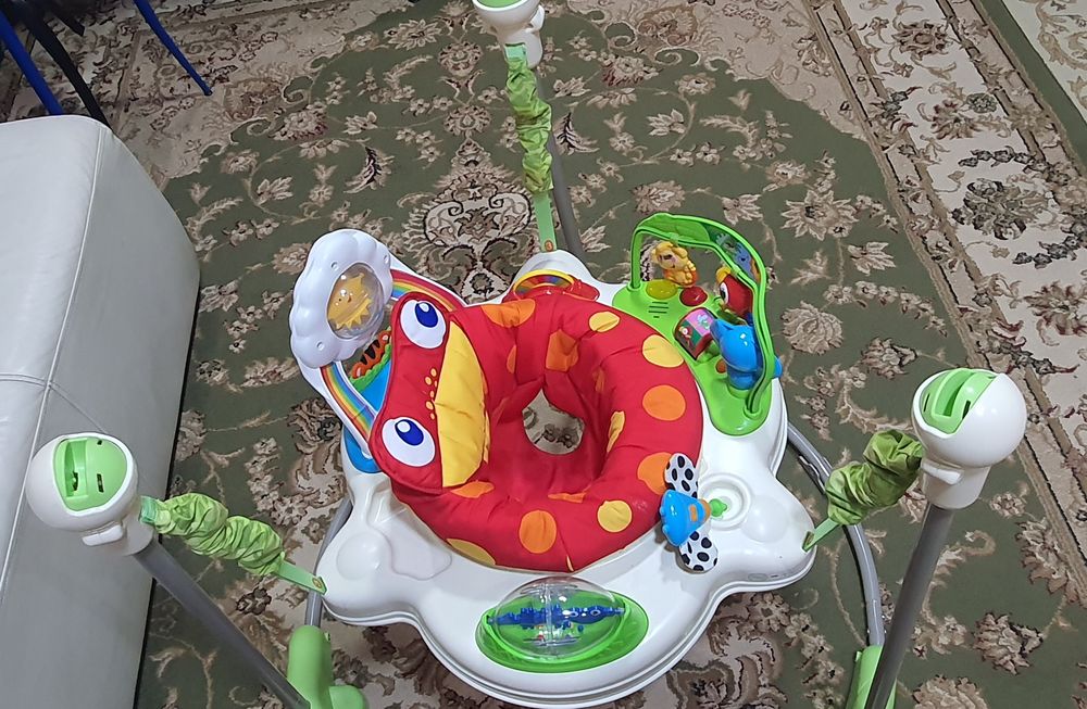 Шезлонг попрыгунчик Fisher Price