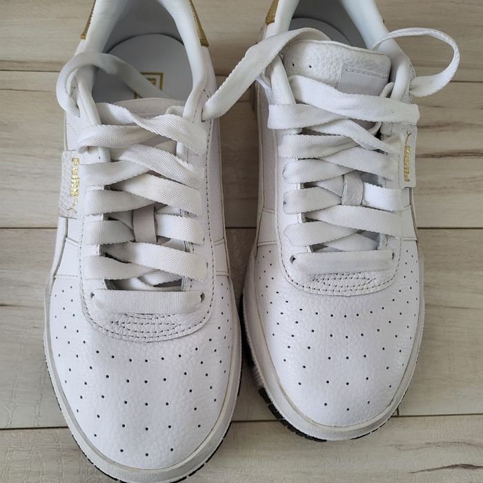 Кроссовки женские Пума