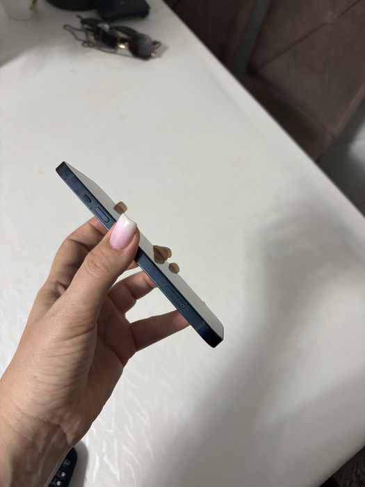 Продаю iphone 13 256  б/у