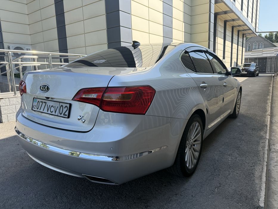 Продам  Kia  K7 .