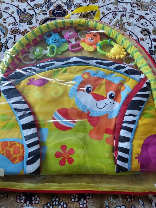 Детский развивающий коврик