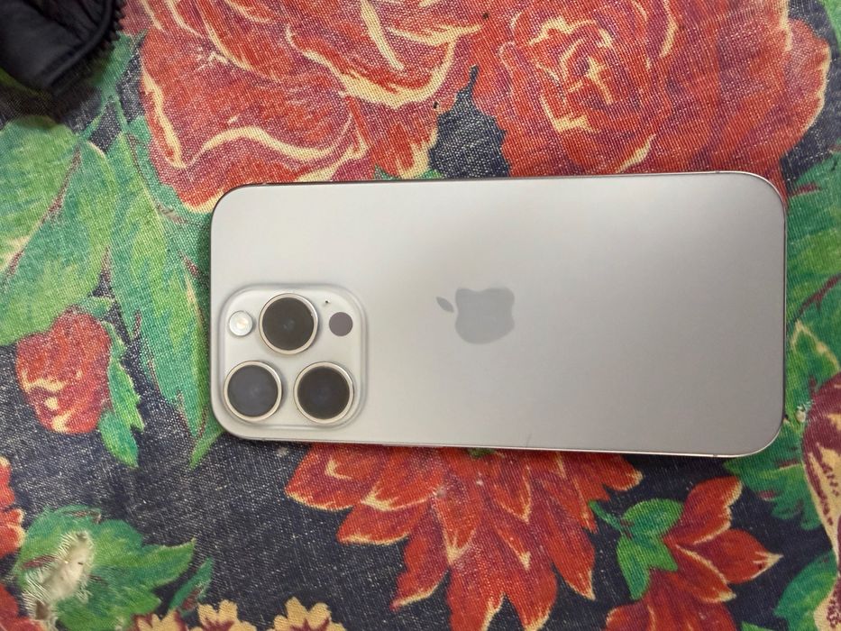 Iphone 15 pro 128 gb