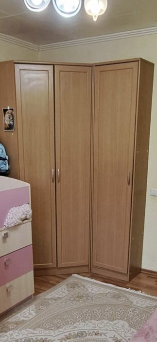 Угловой шкаф удобный