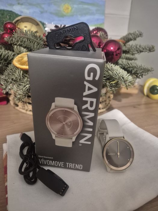 Vând Ceas Garmin  Vivomove Trend Damă