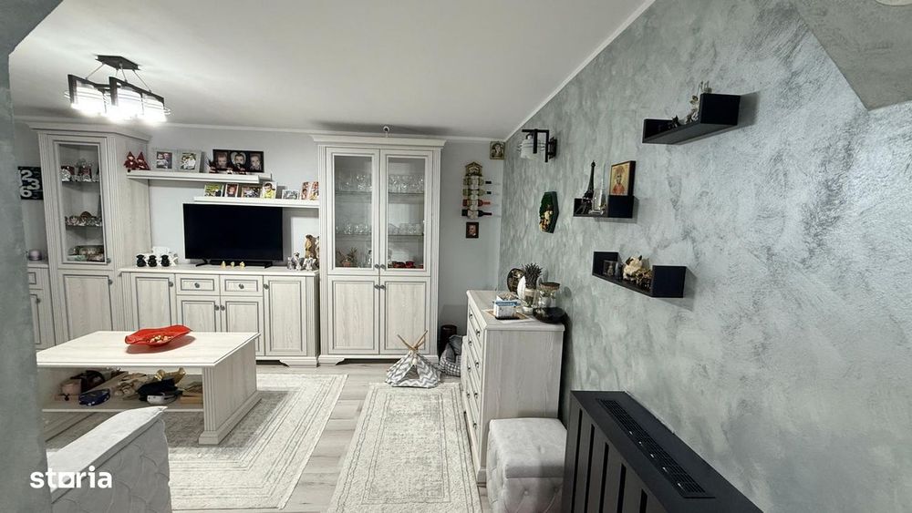 Apartament 4 camere Parcul Curcubeului , etaj 3 , renovat