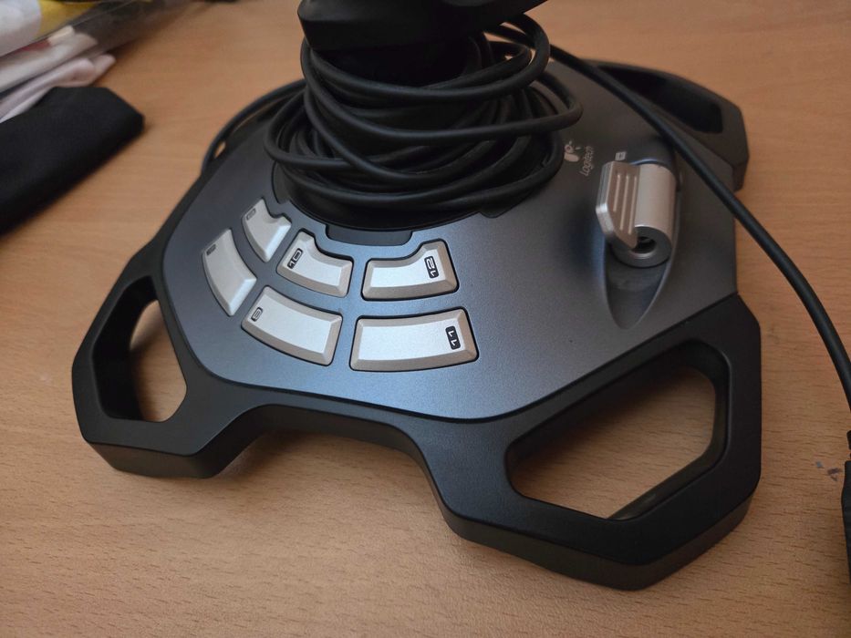 Джойстик Logitech Force 3D Pro, USB