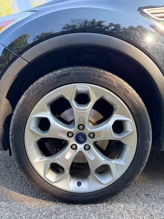 Kuga/ 4×4/ diesel/