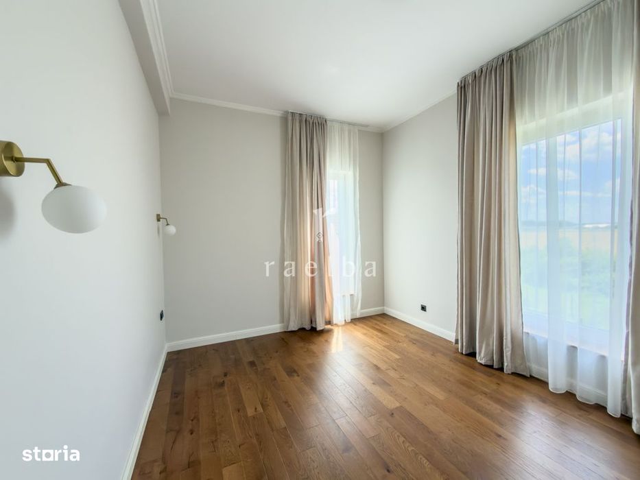 Duplex | 241mp | Str. Radarului | 5 min. Aeroport | 2 parcari