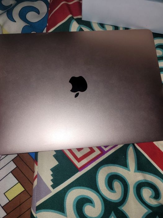 Macbook air 13 a2179 экран на 35% разбить