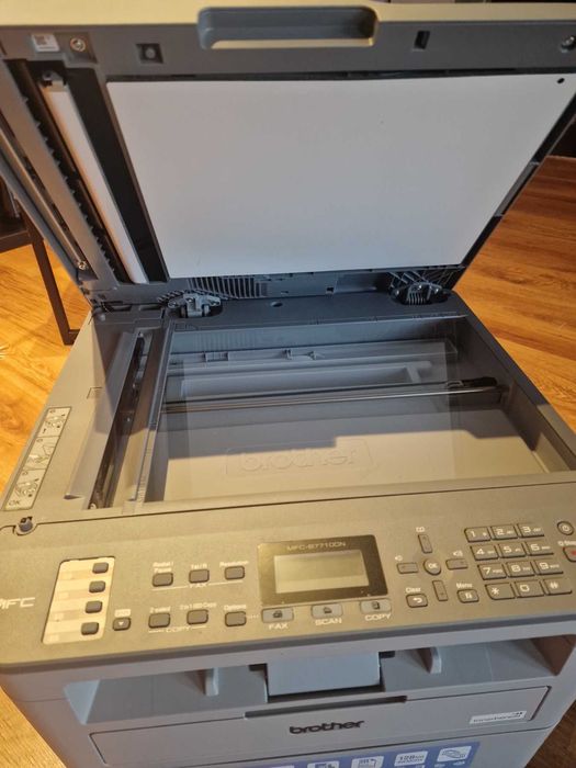 Мултифункционално сутройство Brother MFC-B7710DN