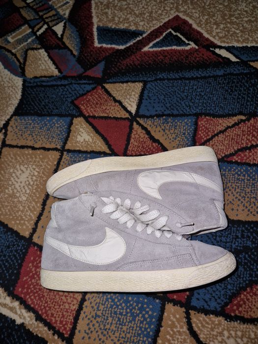 Nike blazer mid.