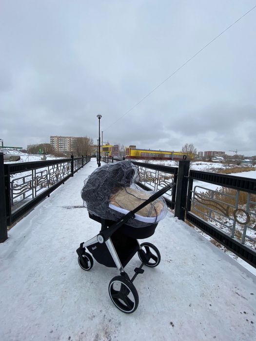 Продам коляску 3 в 1