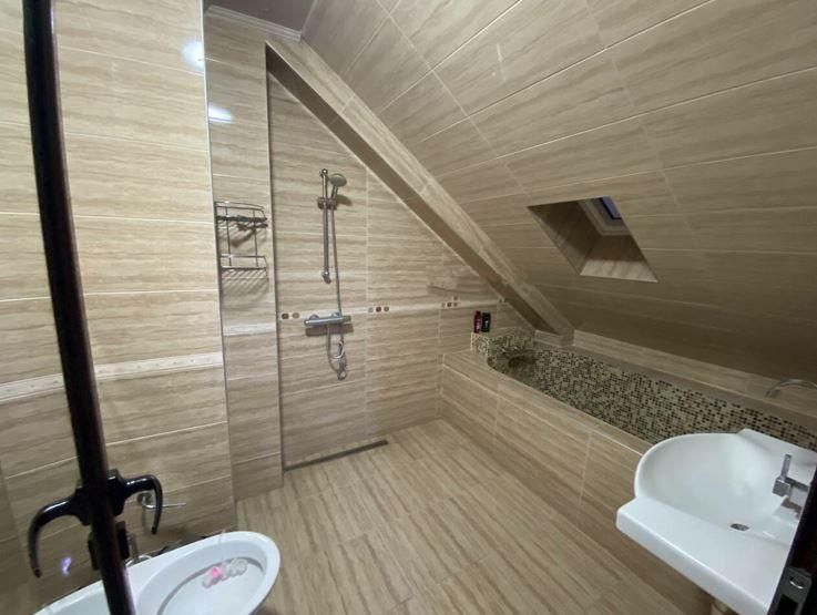 Дава се под наем Тристаен апартамент в Бургас, Сарафово - 120 кв.м за 997.05 € - Снимка #7