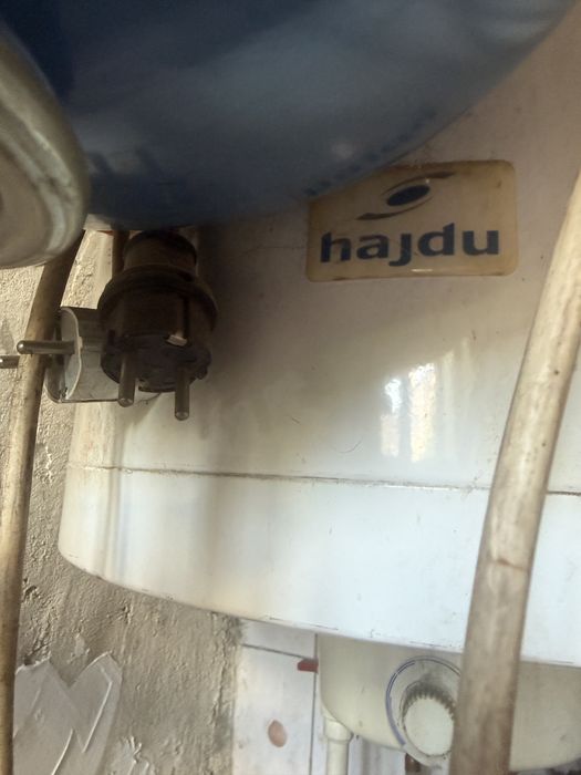 Boiler Termoelectric HAJDU Aquastic IDE200F - 200 Litri, Serpentină + Electric