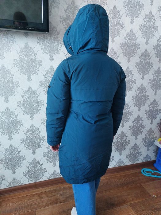 Продам зимнюю куртку