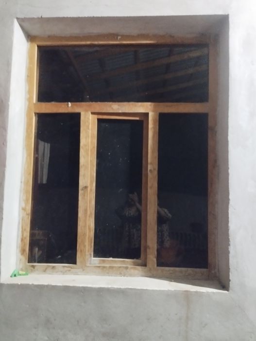 Тахта ойна сотлади