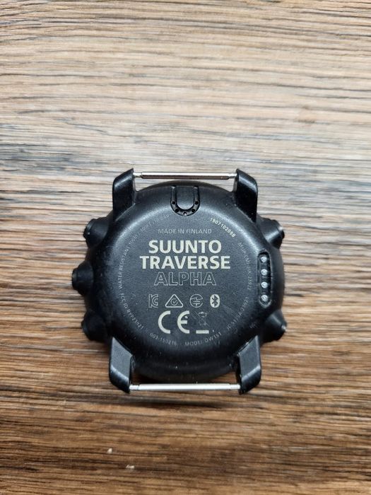 Продам часы SUUNTO traverse alpha