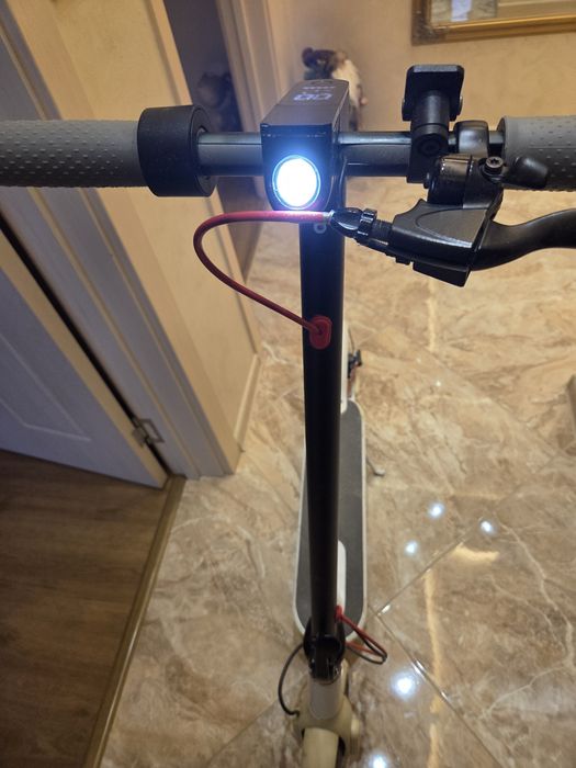 Продавам ел.тротинетка Xiaomi