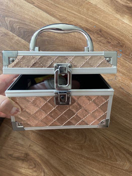 Сундучок для косметики + органайзер