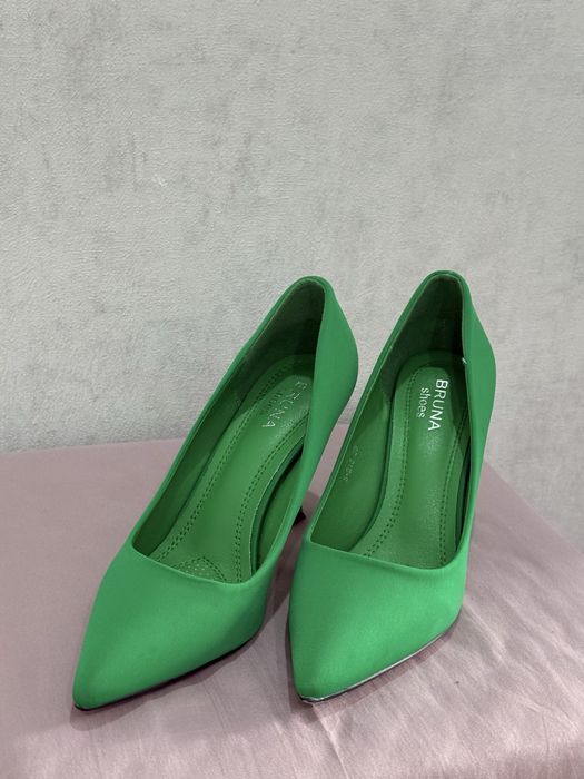 Женские туфли лодочка