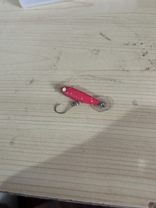 Продавам запазени японски примамки за area fishing