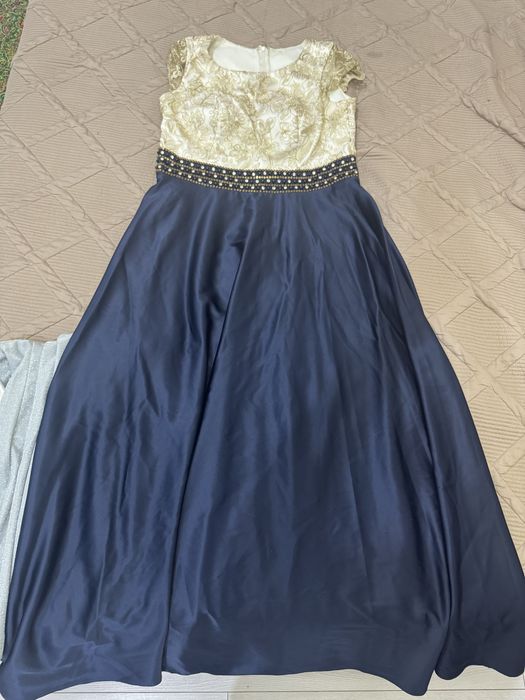 Вечерние шикарное платье