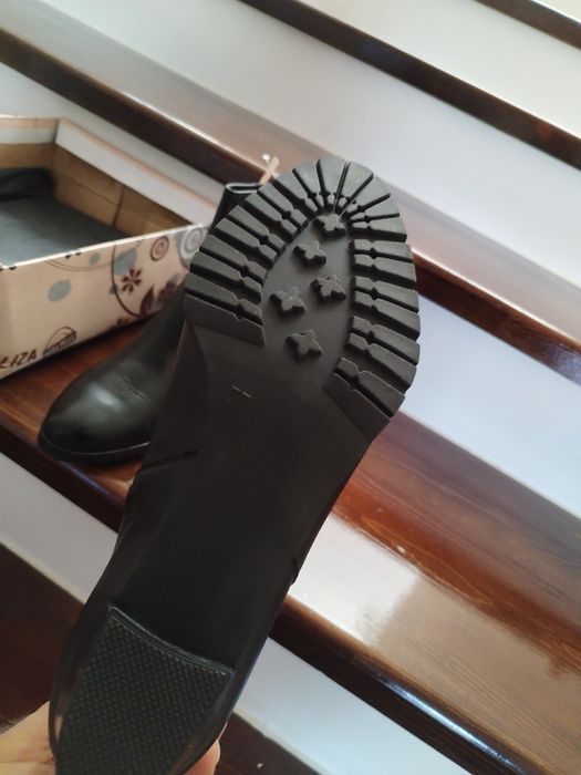 Женская обувь полусапожки