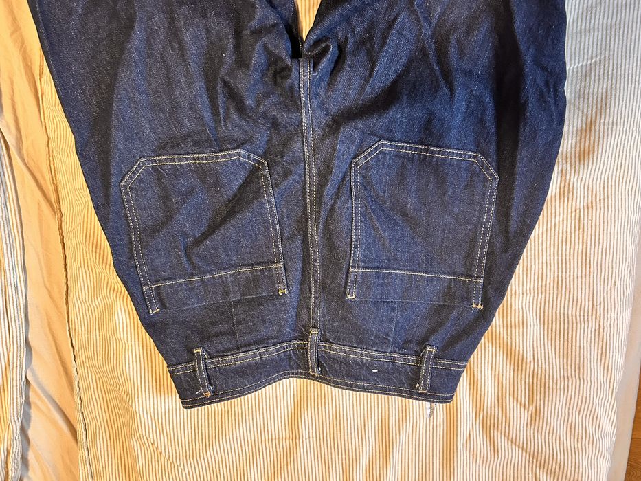 Дънки Mango с пришити джобове