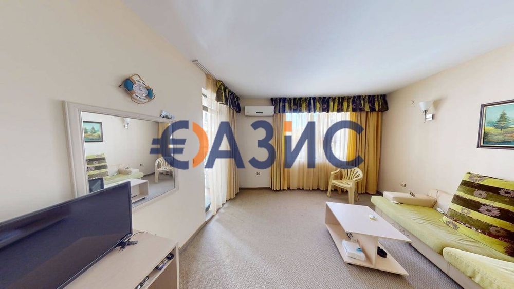 Продава се Тристаен апартамент в к.к. Слънчев бряг - 89 кв.м за 745 €/кв.м - Снимка #2